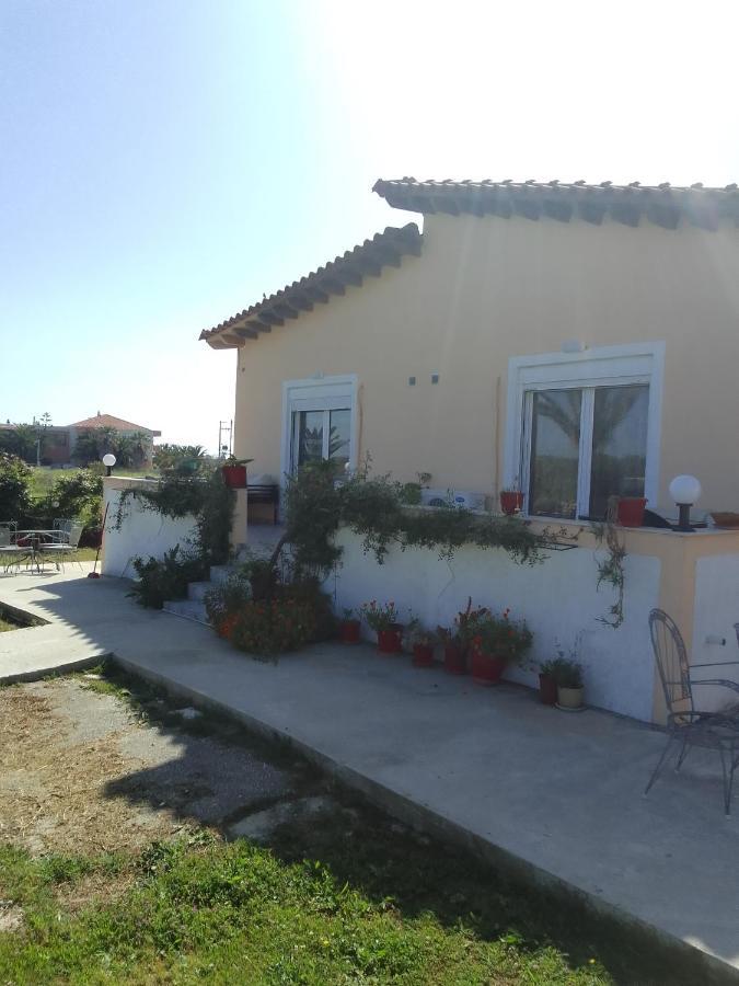 Studios Στουσ Πυργουσ Θερμησ Mytilíni Exteriér fotografie