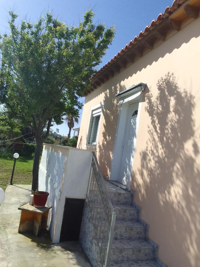 Studios Στουσ Πυργουσ Θερμησ Mytilíni Exteriér fotografie
